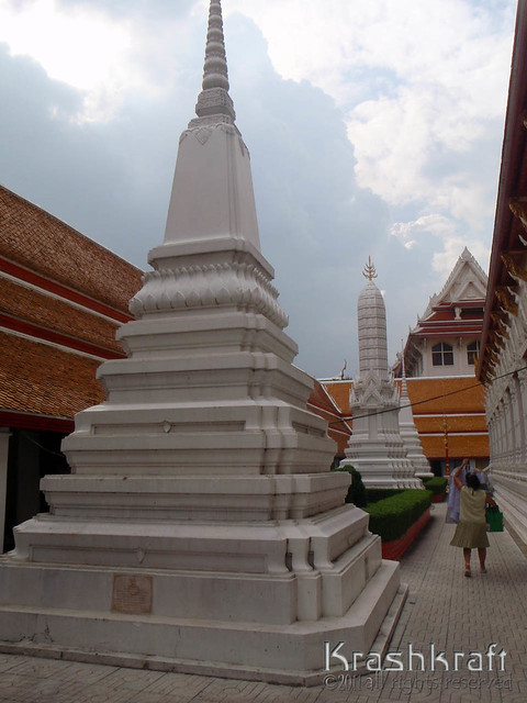 Wat Mahathat Yuwaratrangsarit Ratchaworamahawihan
