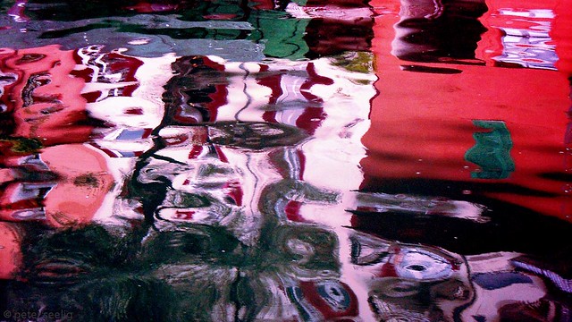 the stories of water reflections (Gandria 2011-07-20/1)