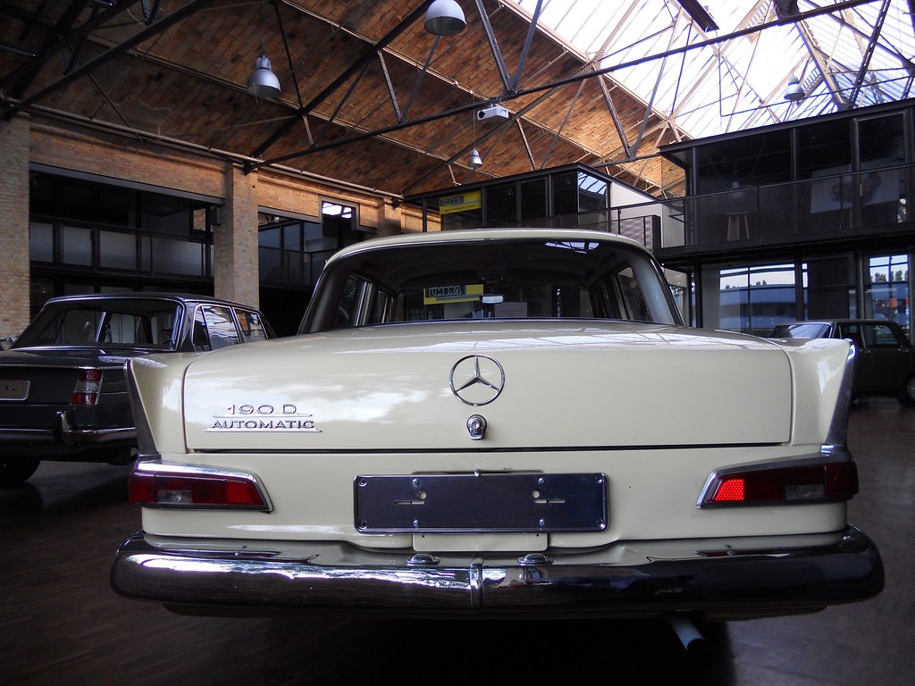 Zuiver trimmen restjes Mercedes-Benz 190 D Diesel Automatik / W110 (1965) | Flickr