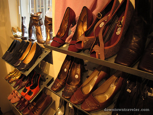 Friperie et bijoux thrift store in Montreal 3 | DowntownTraveler.com ...