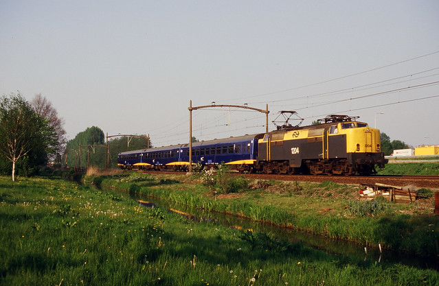 NS 1204 bij Dordrecht Zuid, 1995