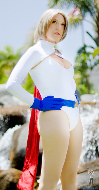 Powergirl cosplay - 1