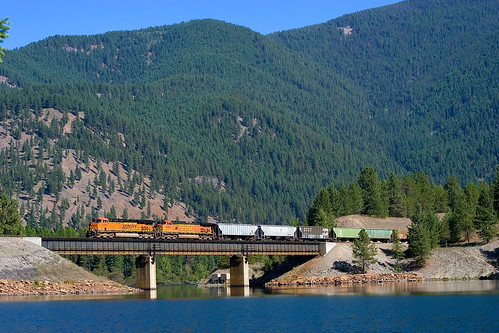bnsf montanaraillink graintrain train bridge railroad troutcreekmontana montana mrl bnsf7258
