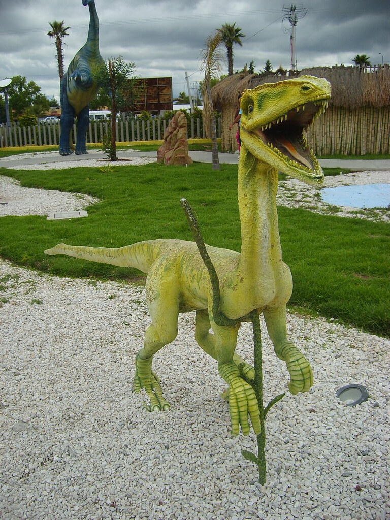 Coelophysis | Dinoparque del Museo El Rehilete en Pachuca, H… | Flickr