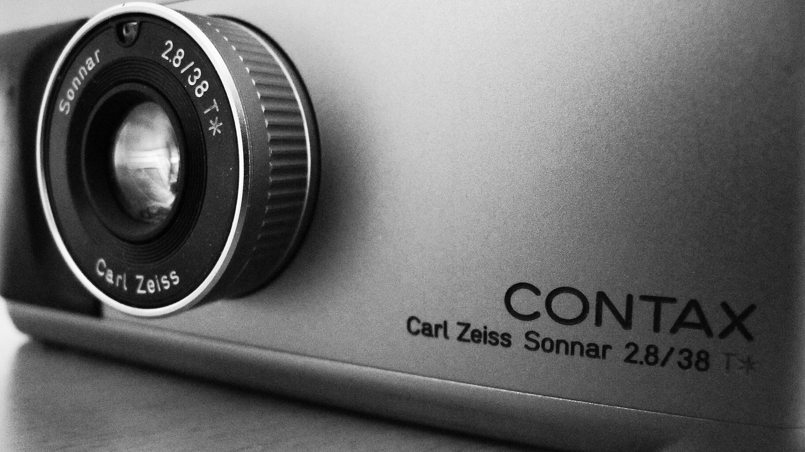 CONTAX T2 Carl Zeiss Sonnar 2.8/38 T*(CONTAX T2 Carl Zeiss CONTAX T2 Carl Zeiss Sonnar 2.8/38 T*(CONTAX T2 Carl Zeiss