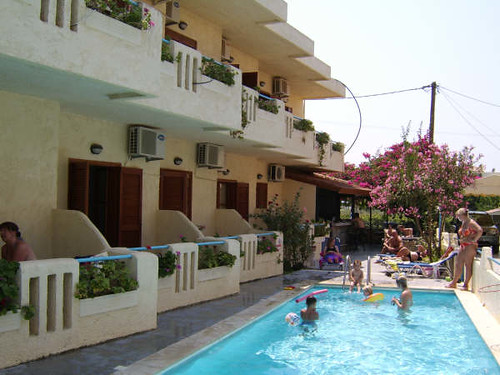 HOTEL ELIDA (Swimming Pool)