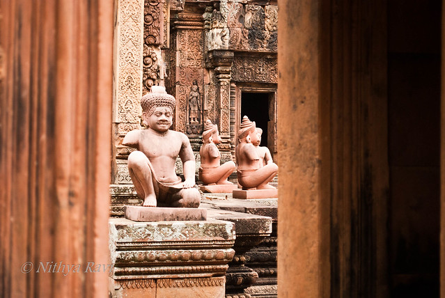 Figurines at Banteay Srei