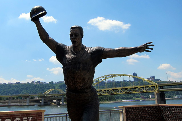 Pittsburgh - PNC Park: Bill Mazeroski statue
