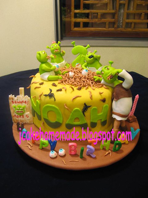 Shrek birthday cake - a photo on Flickriver