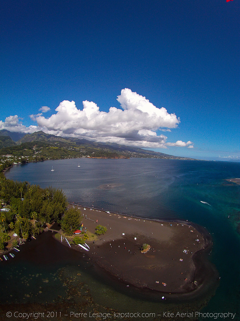 Venus Point in Tahiti, seen from a kite by Pierre Lesage