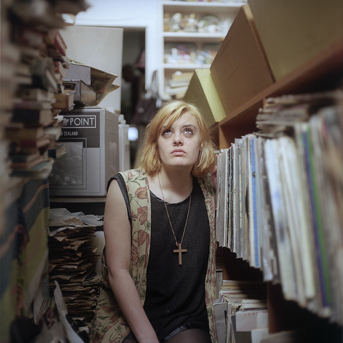 Sarah | by tim-onnes