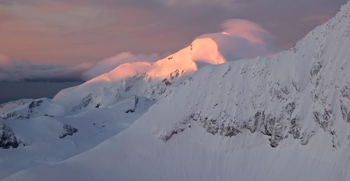 Pastel-Drawn Morning by DrupkaTheUnclear, Allalinhorn and Hohlaubgrat from the Nadelhorn's NE ridge
The foreground is the Lenzspitze's SE ridg