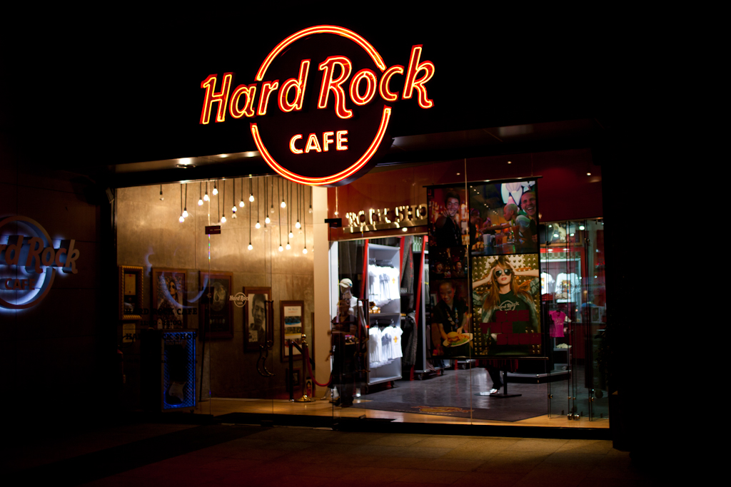 Hard Rock Cafe, Saigon | kobori88 | Flickr