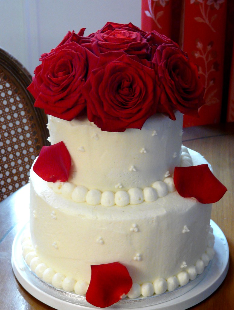 Roses and Diamonds Fondant Wedding Cake - W089 – Circo's Pastry Shop