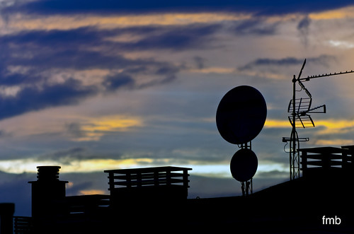 Lo peor que se ve desde mi ventana by Fernando Martínez Fotografía, sunset españa noche asturias oviedo puesta ocaso
