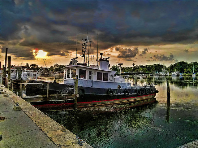 Tugboat on the Anclote River