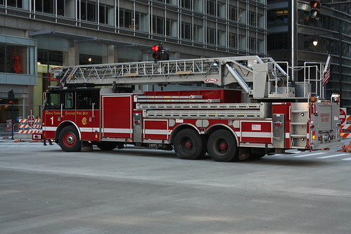 Chicago Fire Engine Back Chicago Fire Engine | I couldn't smell smoke anywhere! | Michael Chunko ...