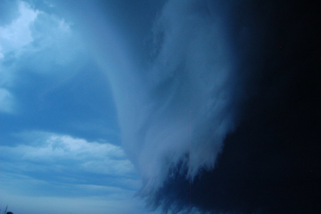 071011 - Classic Nebraska Shelf Cloud