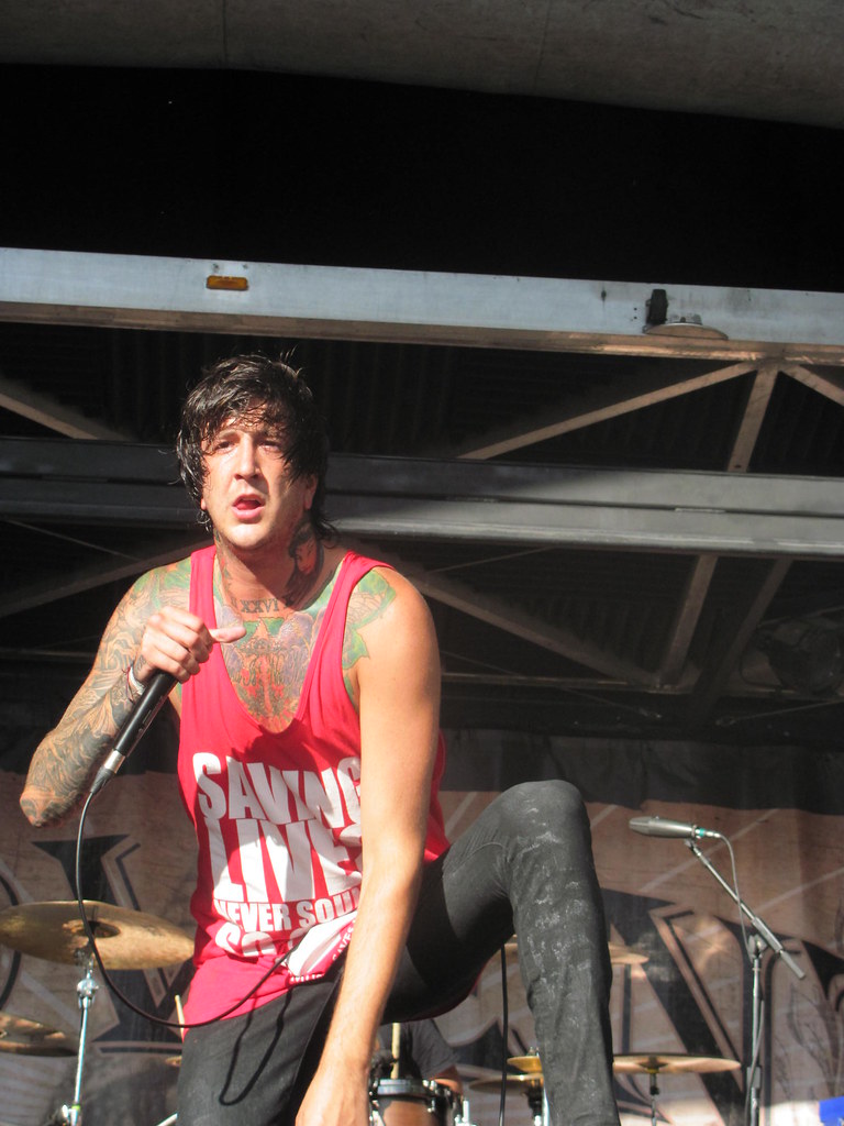 Austin Carlile. | Warped Tour, 2011 Of Mice and Men. Lyssado… | Flickr