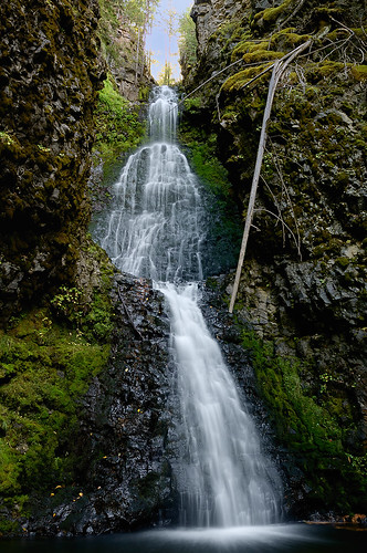 canada spectacular waterfall britishcolumbia tripod ndfilter remoterelease nikon1755mmf28g 60meters nikond300 clearwatervalleyroad 5630110789