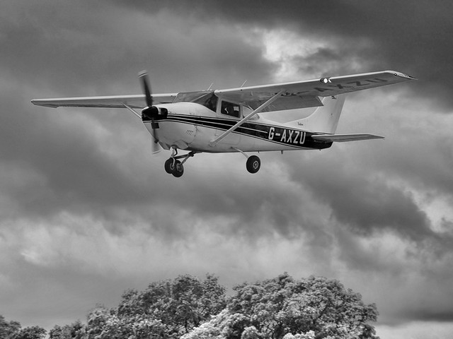 GAXZU Cessna 182, Strathallan