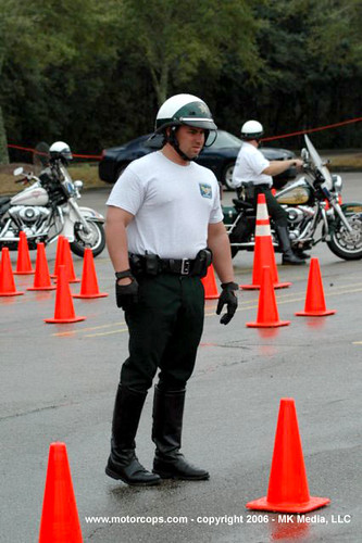 motorcop-20 | safeguard1052 | Flickr