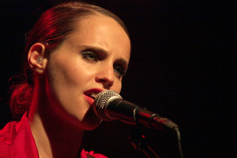 Concierto de Anna Calvi en Sala KGB, Barcelona