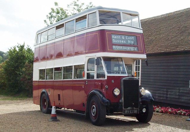 Preserved Portsmouth bus at Bodiam Castle