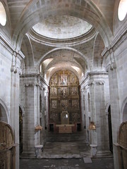Monasterio de Santa María de Montederramo - Interior de la iglesia desde el coro 3