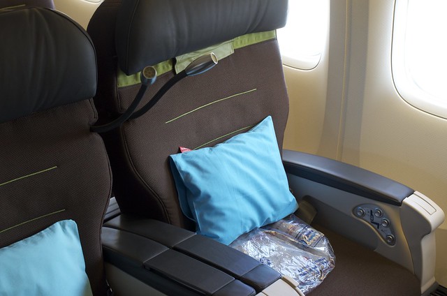 Turkish Airlines New B777-300ER Comfort Class Seat, 2-3-2 abreast