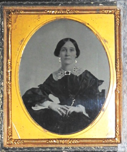 Seated Woman with gold jewelry - 6th plate | by snap-happy1