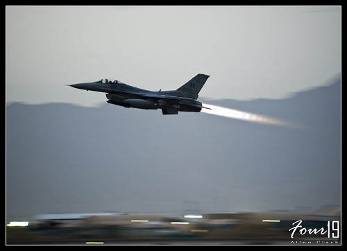 afghanistan sunrise war fighter eagle jet f16 jdam bombs viper panning bagram aviano generaldynamics operationenduringfreedom fightingfalcon 555thfs triplenickle