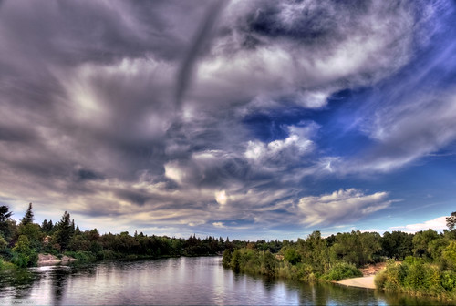 sky storm water rain weather clouds wind hdr americanriver riverbendpark fallstorm poweroutages localflooding williambpondpark n6oim 9682742