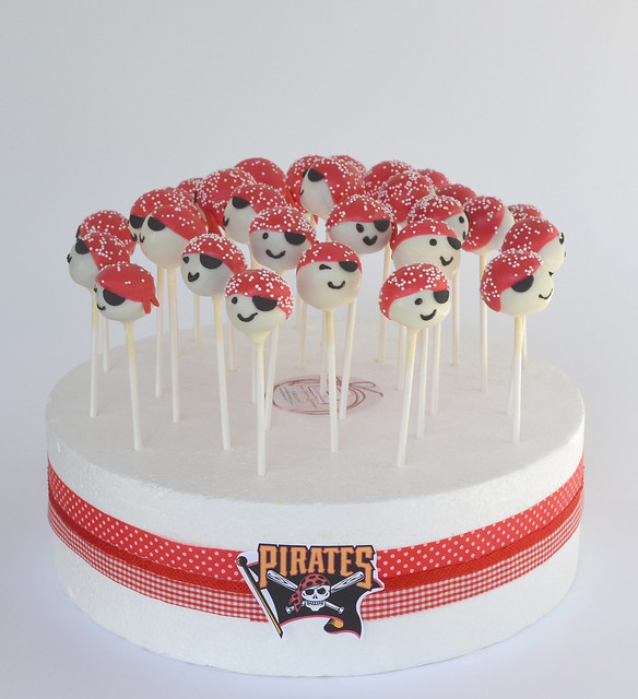Pirates Cake pops