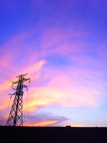 又遇見迷人的夕陽了 by SilverYang, life camera sunset sky daily iphone4