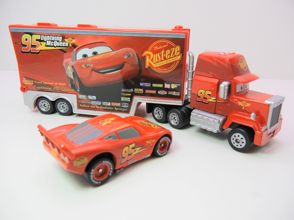 Disney Pixar Cars Mac Truck Lightning Mcqueen Hauler Just Play