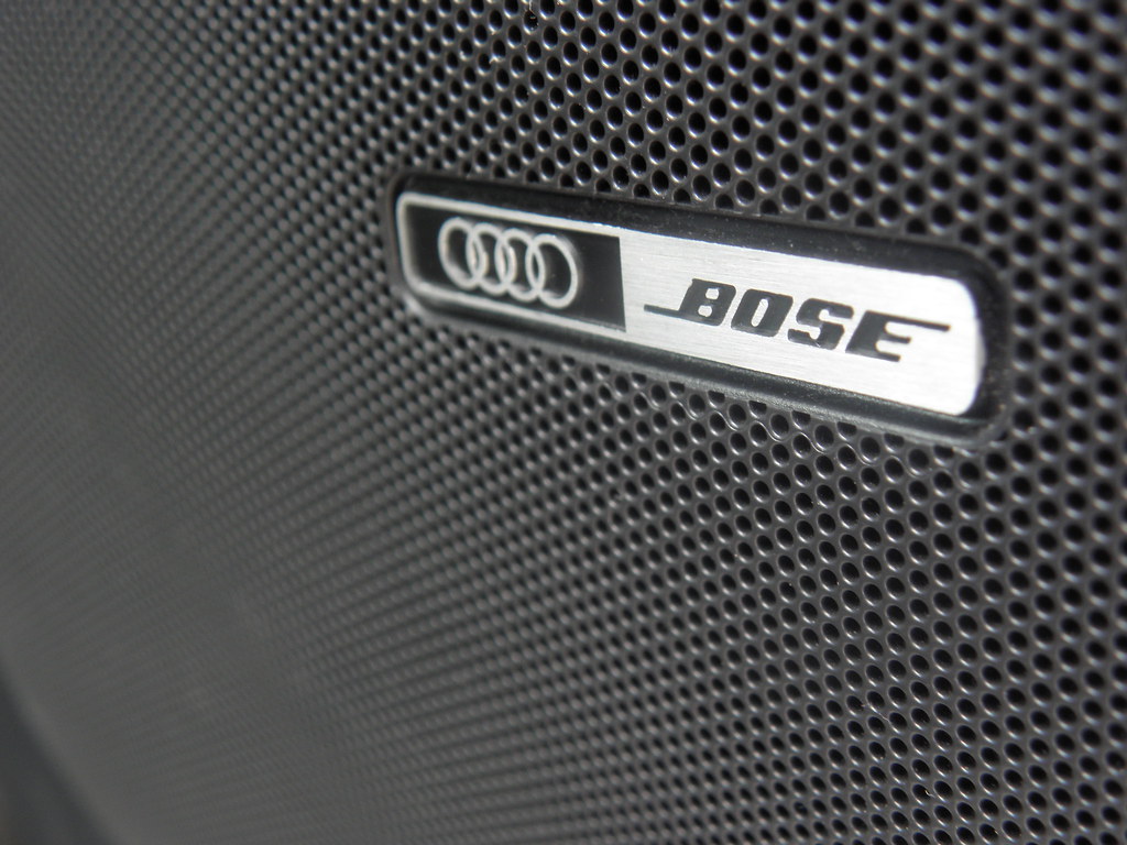 Bose Audi. Ауди Sound a6. Колонка Bose в Ауди а8. Музыка Bose Audi сколько ом ?. Bose звук