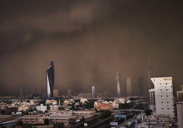 Kuwait - 2010 Sand Storm (Sarayyat)