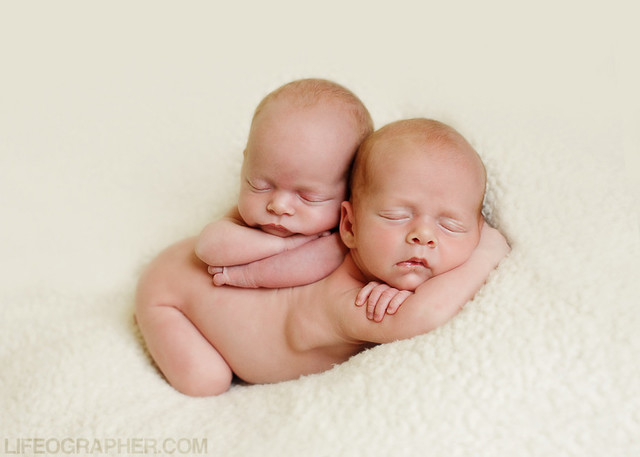 Twins | Newborn photographer Virginia Beach