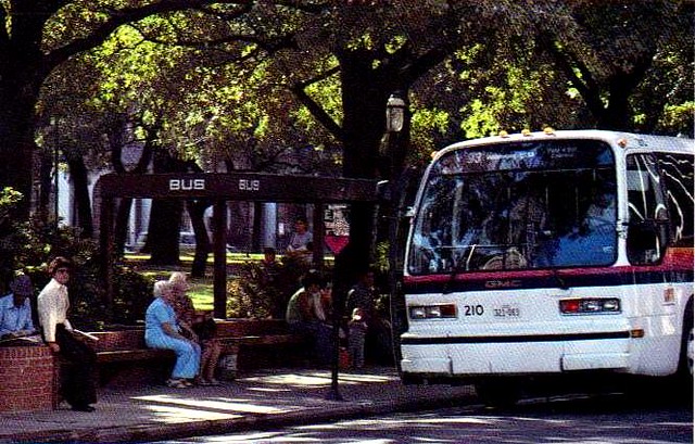 VIA TRANSIT GMC RTS 210 | Old gmc rts bus at travis park on … | Flickr
