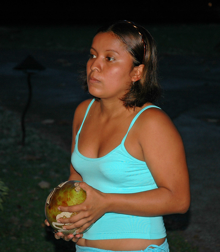 Young Costa Rican Woman | Photographed in Costa Rica, precis… | Flickr