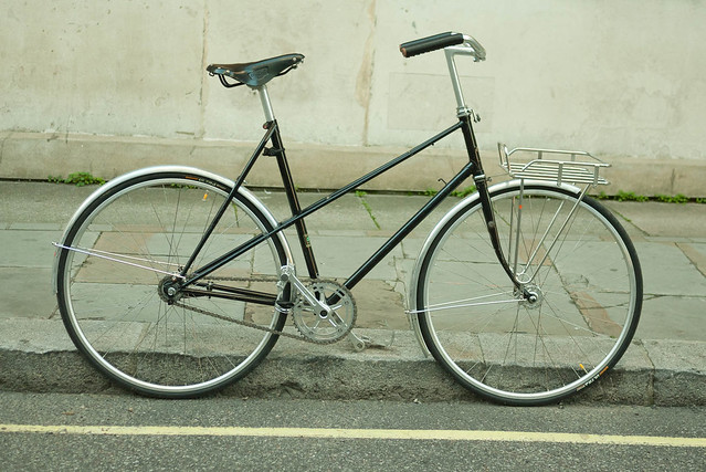 Ben's Raleigh mixte (Reynold 531) with Short Black Gropes