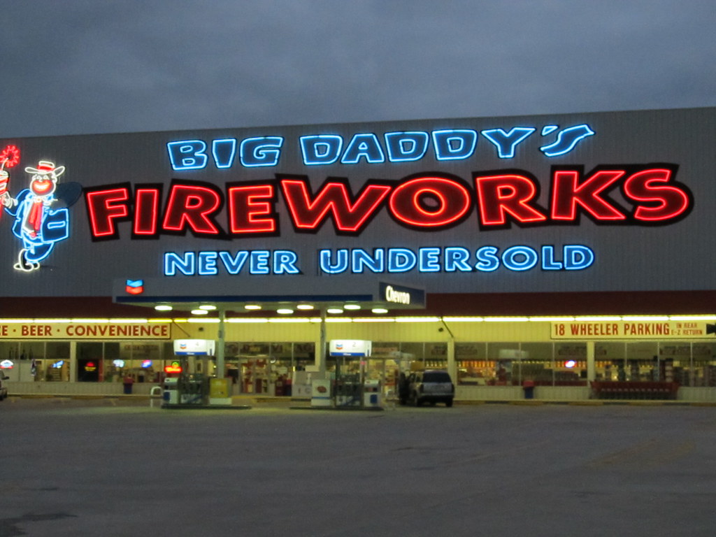 Big Daddy's Fireworks, Guild, Tennessee Convenient