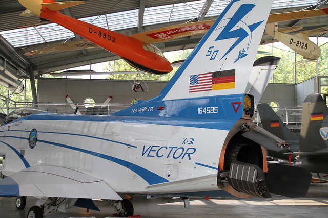 EADS / Boeing X-31