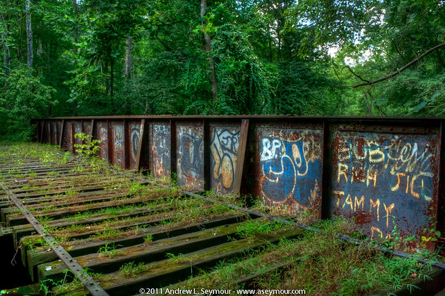 Abandoned Train Bridge hdr 01 (07.31.2011)