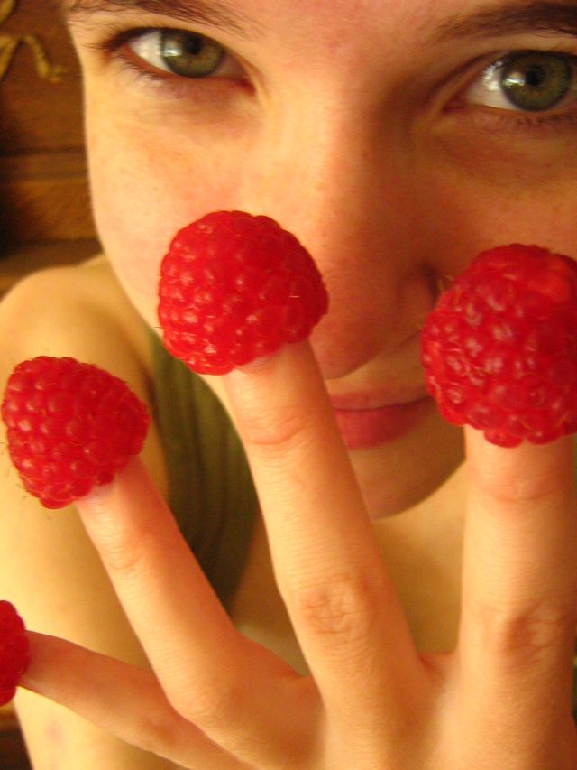 berry fingers
