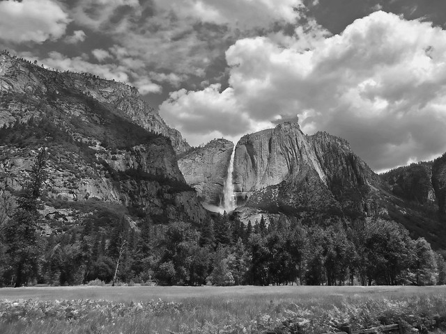 Yosemite Falls & clouds monochrome