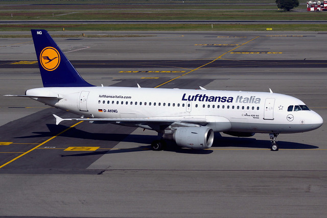 Lufthansa Italia Airbus A319-112 D-AKNG 