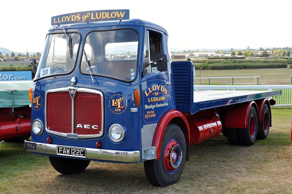Lloyds of Ludlow - FAW 122C
