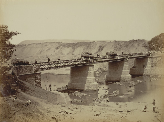 Main Western Canal. Grand Trunk Road Bridge with cotton carts.